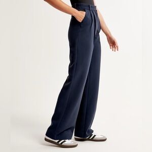 Abercrombie & Fitch Relaxed Tailored Pants Navy Blue